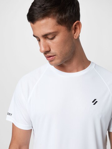 Superdry Toiminnallinen paita värissä valkoinen