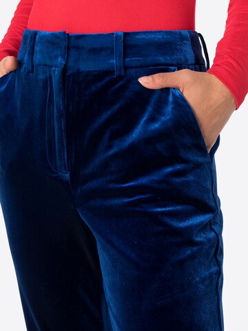 Flared Pantaloni 'Velva' di Y.A.S in blu