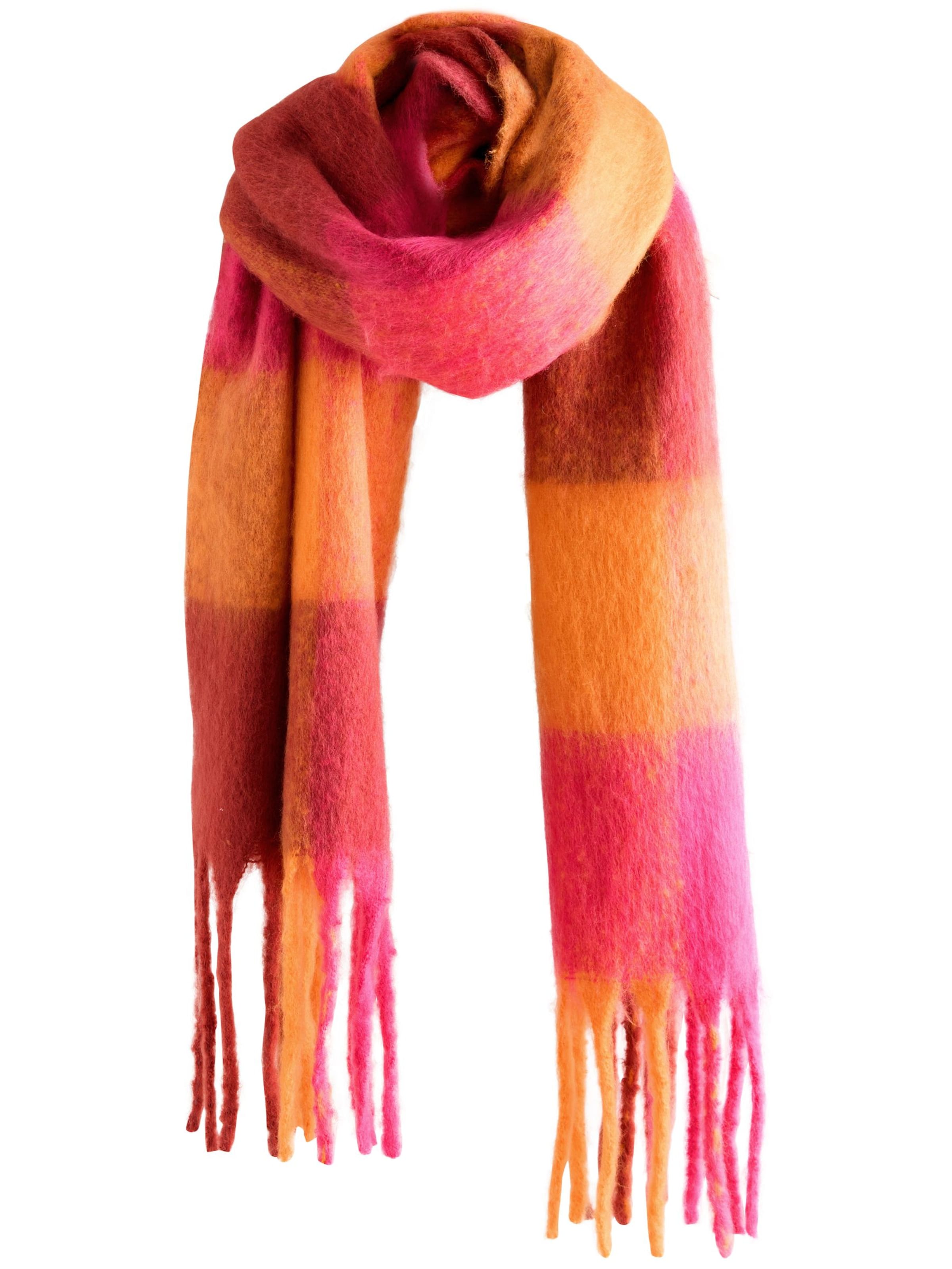 rozā Next Šalle: no priekšpuses