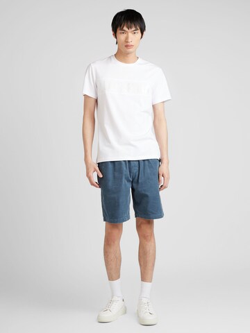 Revolution Regular Shorts in Blau