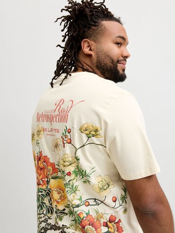 T-Shirt 'JOROriental' Jack & Jones Plus en blanc
