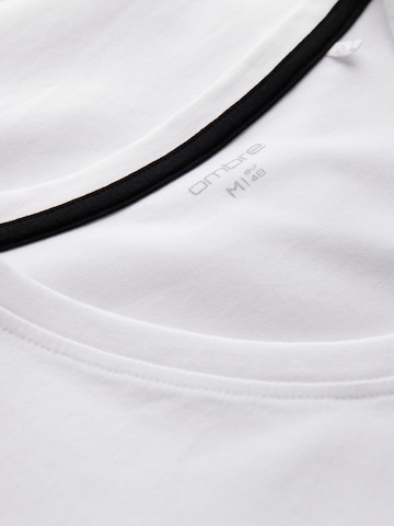 Ombre Bluser & t-shirts i hvid