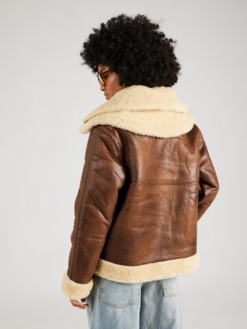 TOPSHOP Jacke in Braun