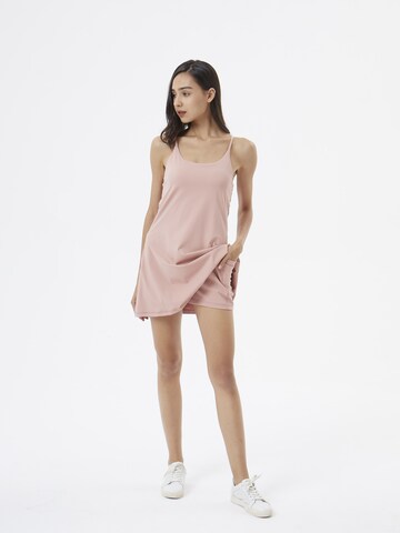 AIKI KEYLOOK Dress 'Invincible' in Pink