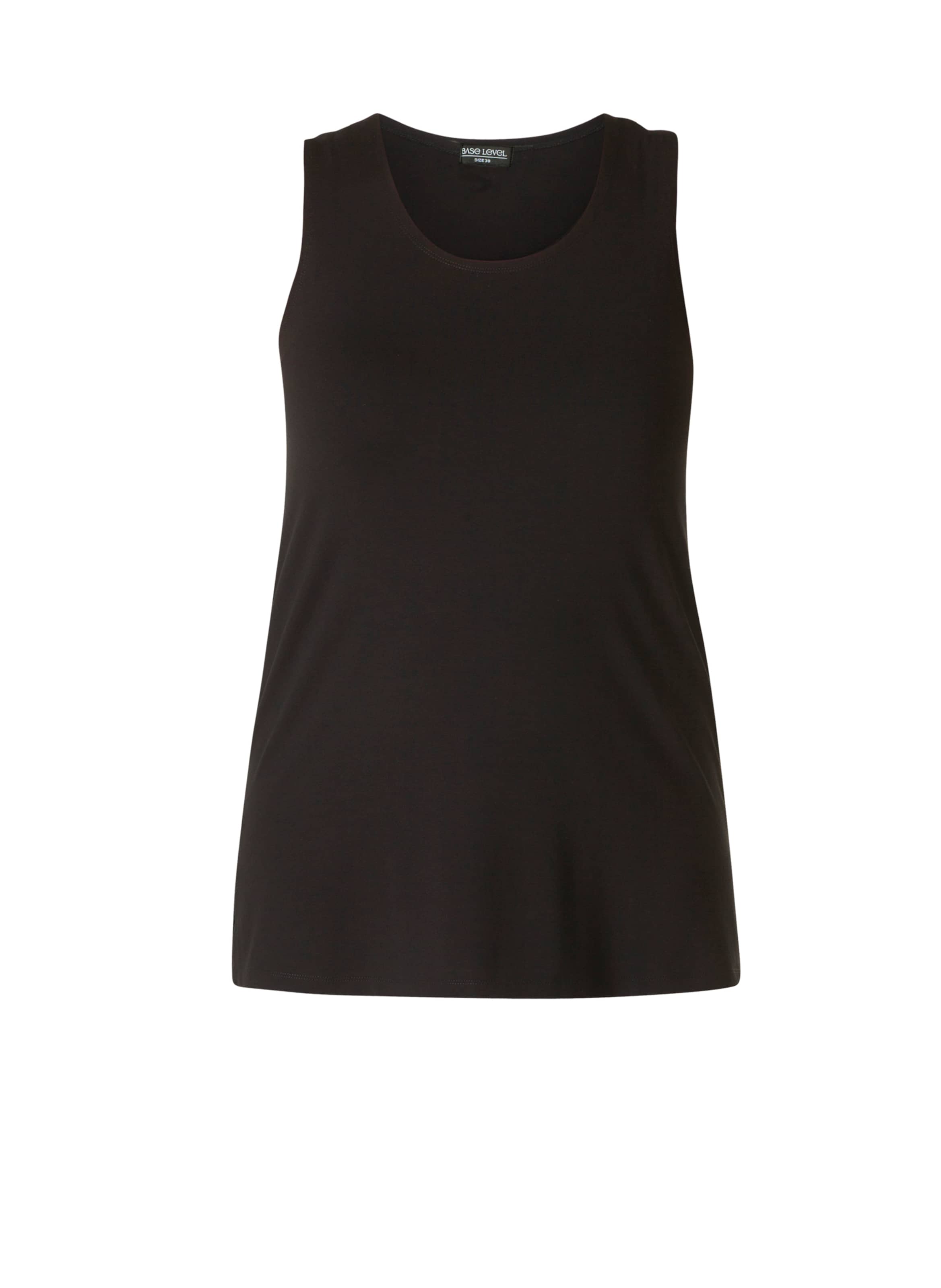 BASE LEVEL CURVY Top 'Alicia' in Black: front
