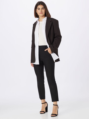 regular Pantaloni con piega frontale 'PATATA' di Weekend Max Mara in nero