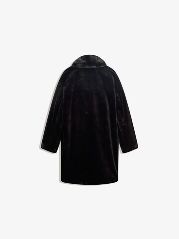Bershka Winter Coat in Black