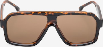 Estro Sunglasses '28015' in Brown: front