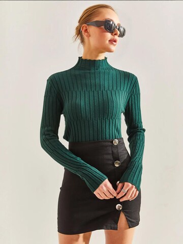 Bianco Lucci Sweater in Green