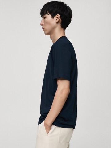 MANGO MAN T-shirt 'BELLOW' i blå