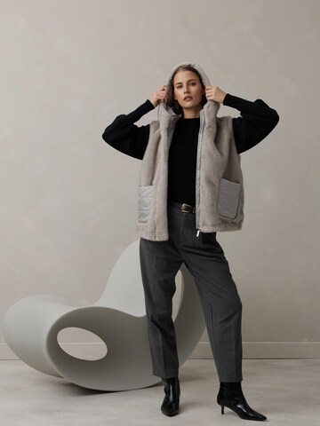 MANISA Between-season jacket in Grey