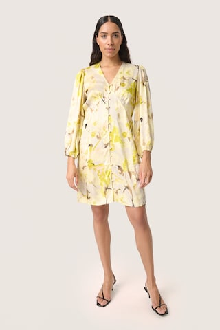 SOAKED IN LUXURY - Vestido 'SLBecca' en amarillo
