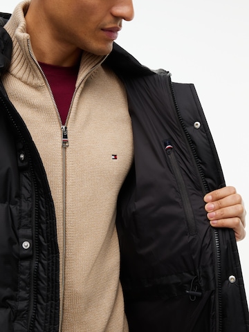 TOMMY HILFIGER - Chaqueta de invierno en negro