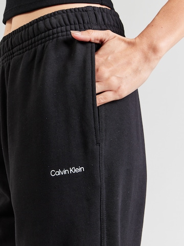 Calvin Klein Tapered Broek in Zwart