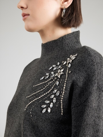 ZABAIONE Sveter 'Mi44lena' - Sivá