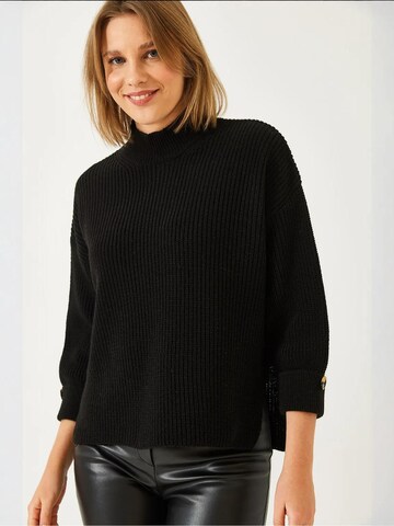 Pullover di Bianco Lucci in nero: frontale