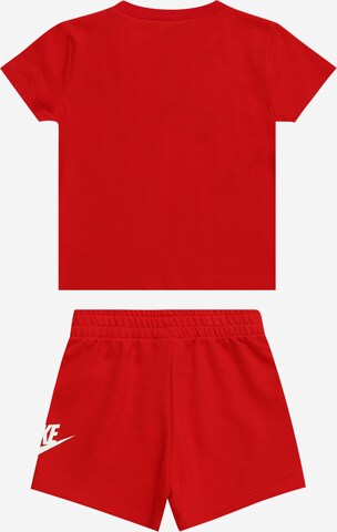 Nike Sportswear Joggingová souprava 'CLUB' – červená