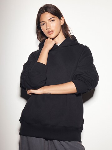Next Sweatshirt in Zwart: voorkant