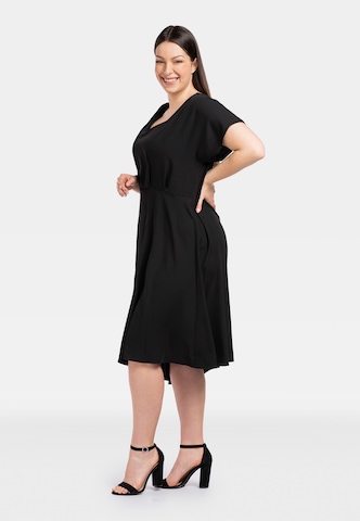 Robe de cocktail 'JANETTE' Karko en noir