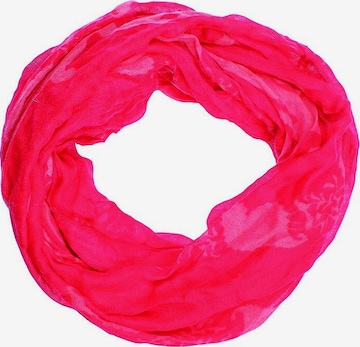 sarkans MYMO Šalle: no priekšpuses