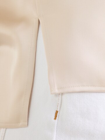 COMMA Pusero värissä harmaa