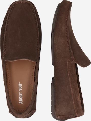 Mocassin 'Linus' ABOUT YOU en marron