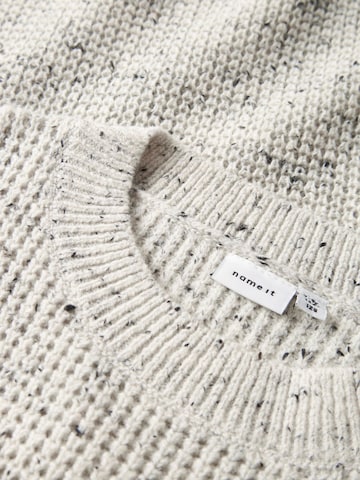 NAME IT - Jersey en blanco