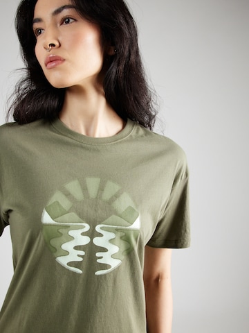 Kathmandu Тениска 'RETRO SUNSET' в зелено