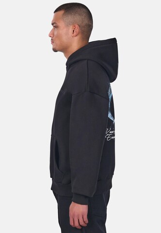 Dropsize Sweatshirt in Black