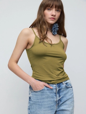 No Matter What Top in Groen: voorkant