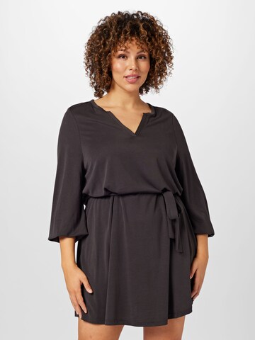 Robe 'Isa' ABOUT YOU Curvy en noir : devant