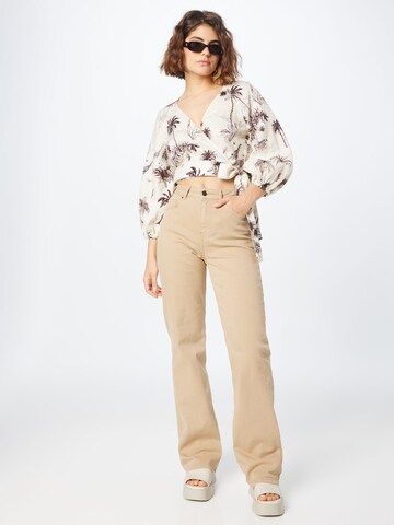 PIECES Regular Jeans 'HOLLY' in Beige