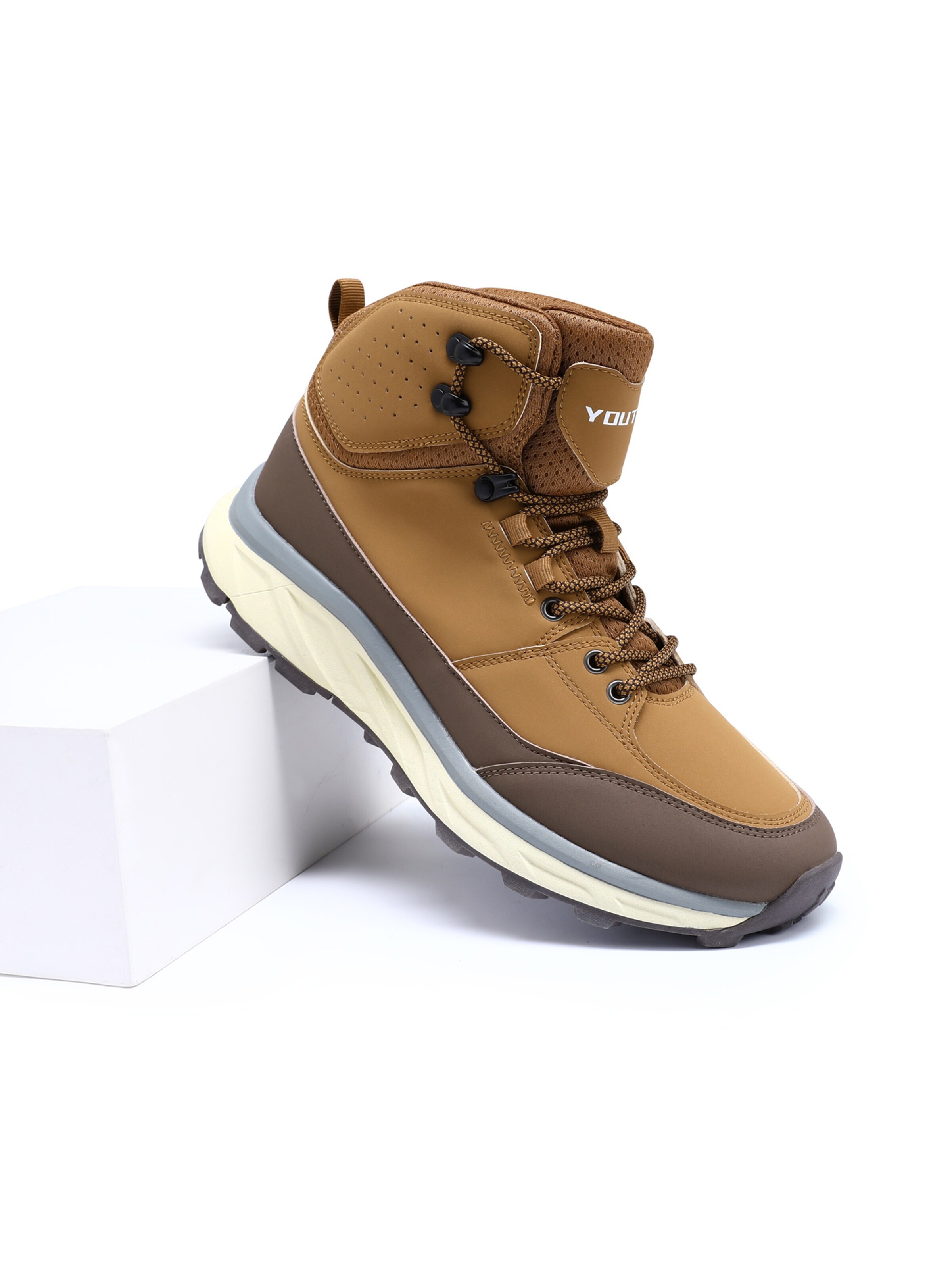 YOUTHUP Sneaker 'Hauch' in Braun