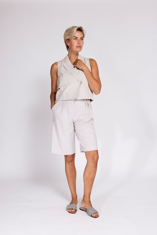 Zhrill Vest in Beige