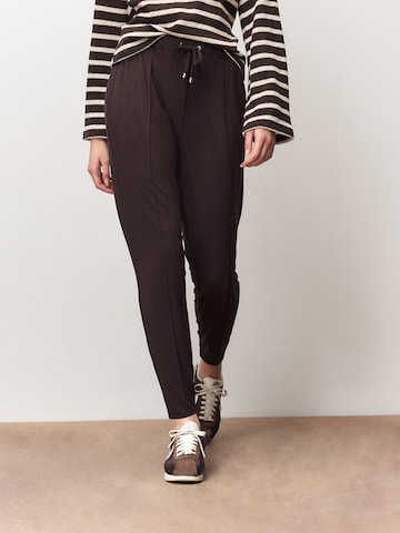 Next Конический (Tapered) Штаны в Коричневый: спереди