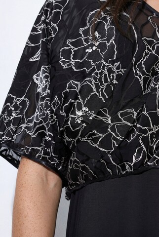 Ulla Popken Blouse in Black