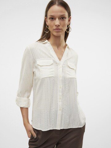 Chemisier 'VMBUMPY' VERO MODA en blanc