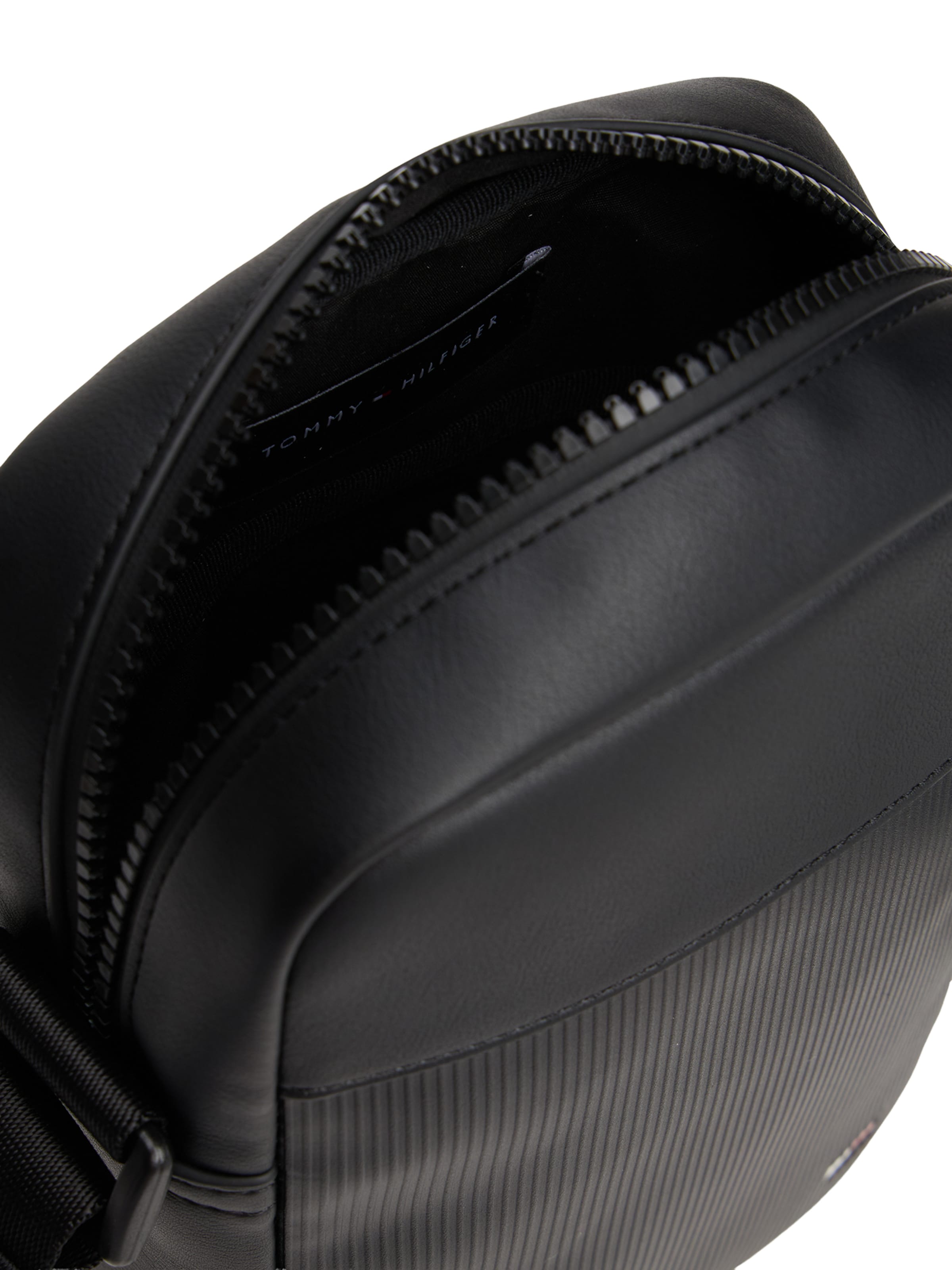 Sac à bandoulière TOMMY HILFIGER en noir