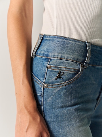KOROSHI - Bootcut Vaquero en azul