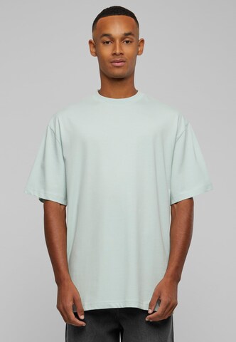 T-Shirt Urban Classics en vert : devant