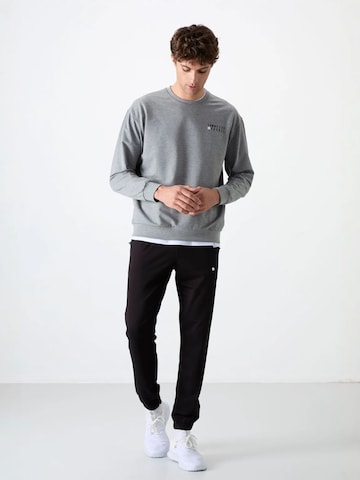 Survêtement Tommy Life en gris