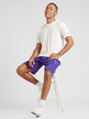 Maglietta di Champion Authentic Athletic Apparel in bianco