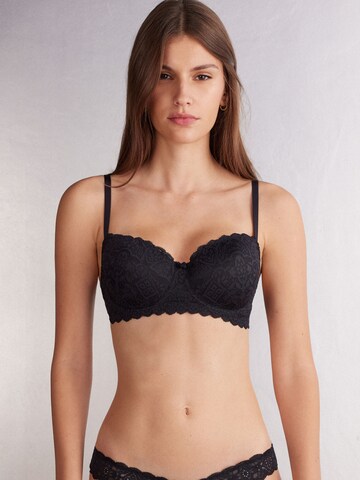 INTIMISSIMI Balconette BH 'Sofia' in Schwarz: Vorderseite
