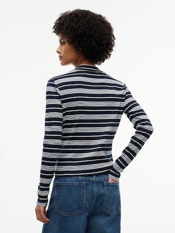 TOMMY HILFIGER - Camisa em azul
