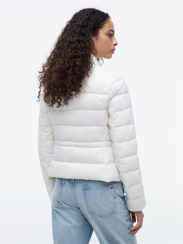 Veste mi-saison TOMMY HILFIGER en blanc