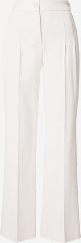 Riani Pleated Pants in Beige: front