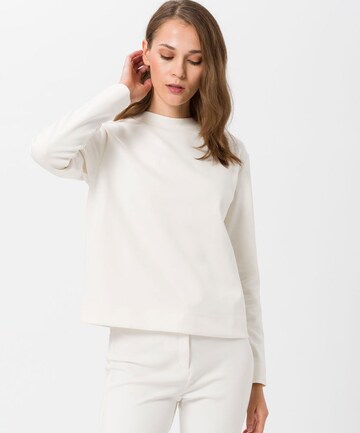 BRAX Shirt 'Fara' in Wit: voorkant