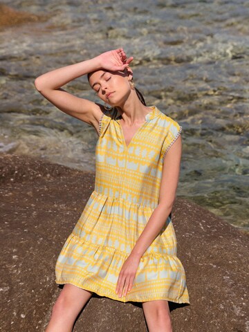 Pink Label Sommerkjole i gul