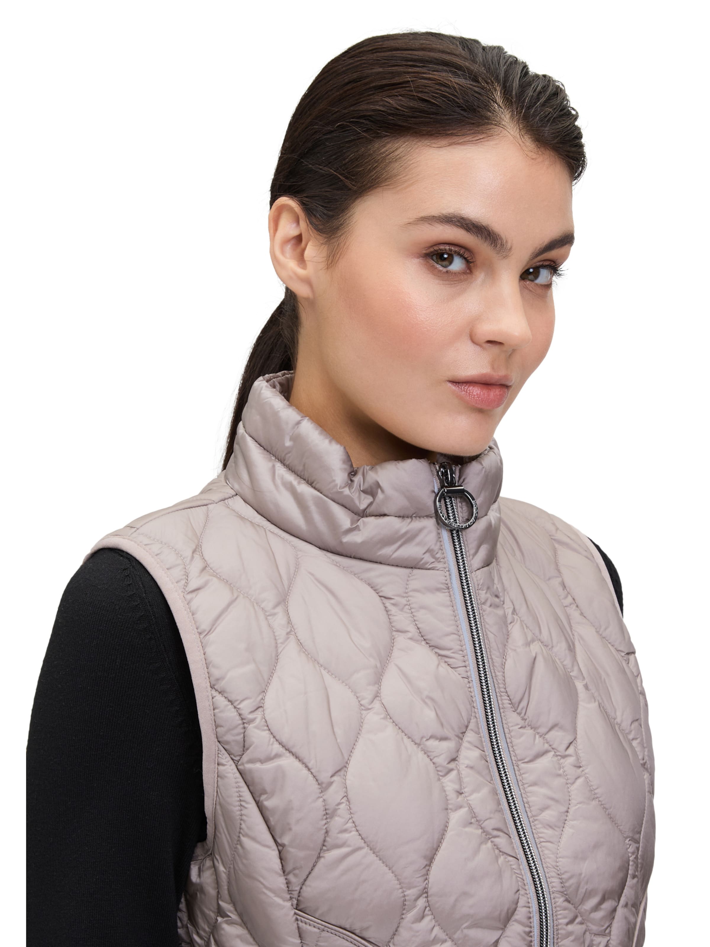 Betty Barclay Vest in Grey