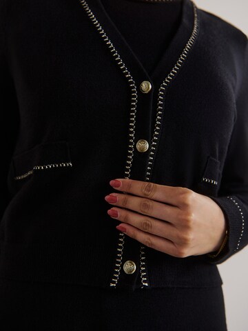 Guido Maria Kretschmer Women Knit cardigan 'Maylea' in Black